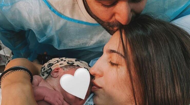 Θέλξια Βαλέρια Φραγκούδη: Το συγκινητικό βίντεο που ανήρτησε με στιγμές της στο μαιευτήριο λίγο πριν γεννήσει [ εικόνες & βίντεο]