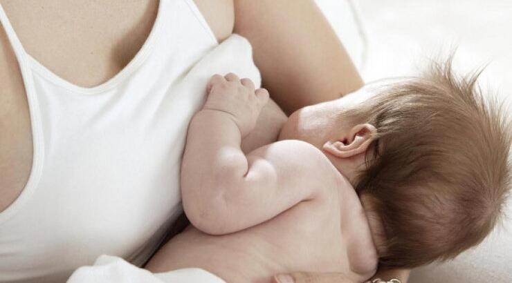 Έρευνα: Ο θηλασμός μειώνει κατά 10% τις πιθανότητες θανάτου από καρκίνο