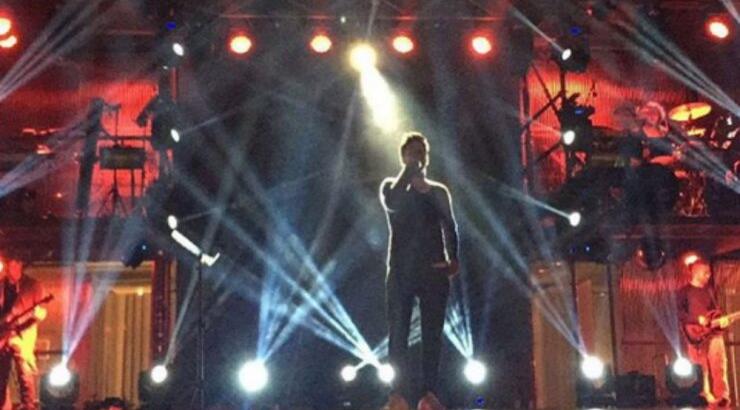 Γνωστός Έλληνας τραγουδιστής βρέθηκε θετικός στον κορωνοϊό [εικόνα]