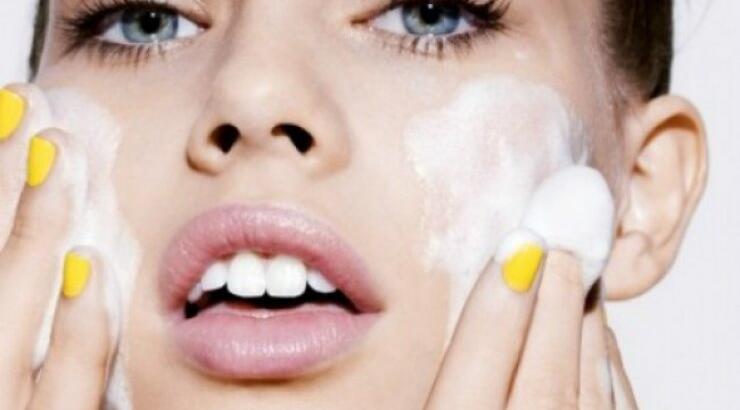 8 τρόποι για να εξαφανίσεις τους φραγμένους πόρους!