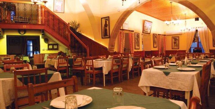 Πλάκα με συνέχεια