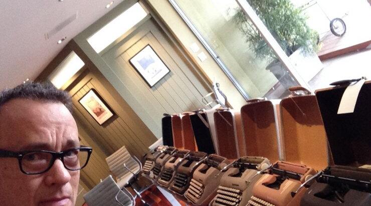 Δείτε την πρωτότυπη συλλογή που έχει ο Tom Hanks [εικόνες]