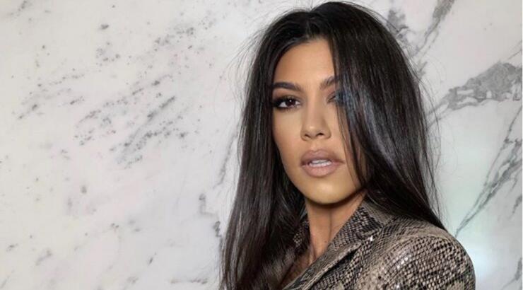 Η Kourtney Kardashian φόρεσε Tommy Hilfiger