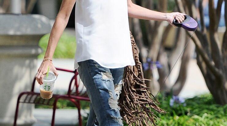 Στα πρόθυρα νευρικής ανορεξίας η Tori Spelling; [εικόνες]