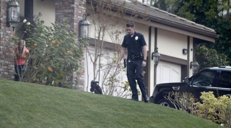 Διάσημη ηθοποιός κάλεσε την αστυνομία…για το σκυλάκι της 