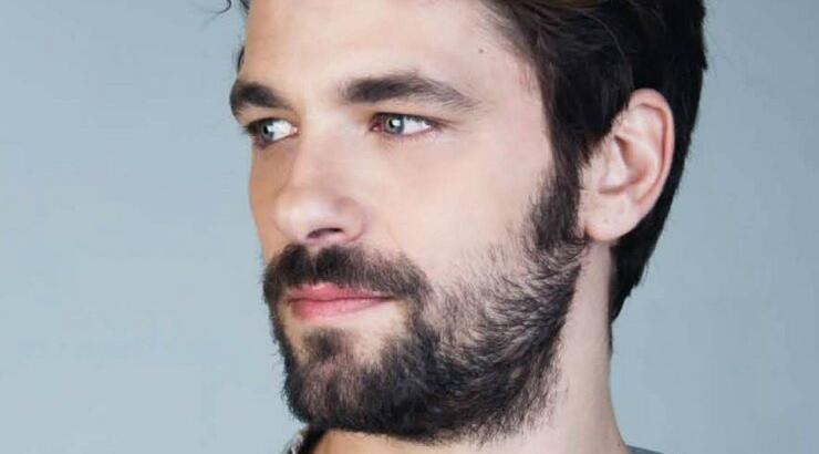 Αποστόλης Τότσικας: Πόσα χρόνια διαφορά στην ηλικία έχει με την Ρούλα Ρέβη;