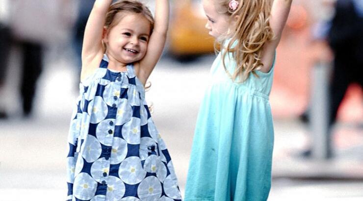 Ποια διάσημη star έχουν μητέρα αυτά τα πανέμορφα κορίτσια;