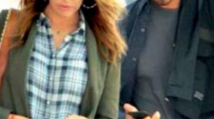 Τζένη Μπαλατσινού: Το μονόπετρο στο χέρι της που φουντώνει τις φήμες για γάμο!