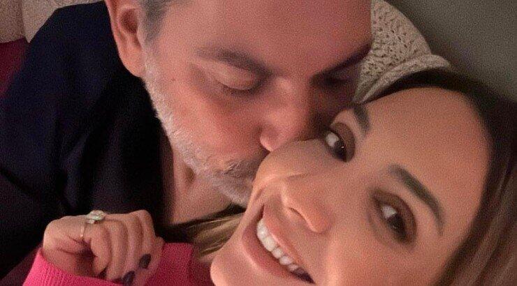 Δέσποινα Τζιαπούρα: Τα λόγια για τα γενέθλια του συντρόφου της “στάζουν” έρωτα [εικόνες]