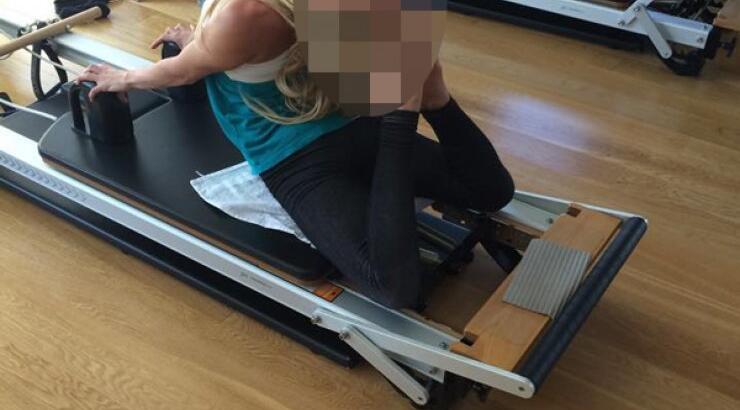 Σύζυγός Κύπριου ποδοσφαιριστή την ώρα της γυμναστικής!