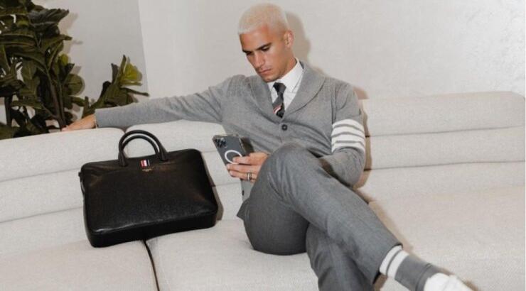 Πιέρος Σωτηρίου: Αγκαλιά με τους γιους του στους δρόμους της Ιαπωνίας [εικόνα]