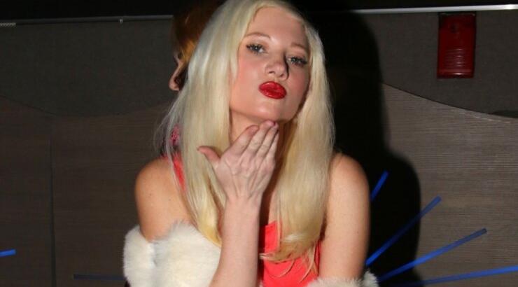 Τζούλια Αλεξανδράτου: Γέννησε και αυτή είναι η πρώτη εικόνα που ανήρτησε με το νεογέννητο κοριτσάκι της στο μαιευτήριο