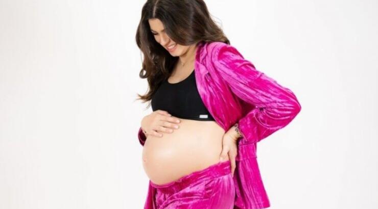 Κλέλια Γιασεμίδου: Είδαμε το προσωπάκι της νεογέννητης κόρης της [εικόνα]