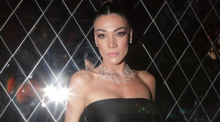 Ήβη Αδάμου: Στο νοσοκομείο η τραγουδίστρια [εικόνα]