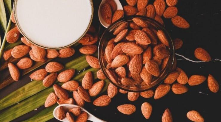 7+1 Superfoods που πρέπει να εντάξετε στην διατροφή σας