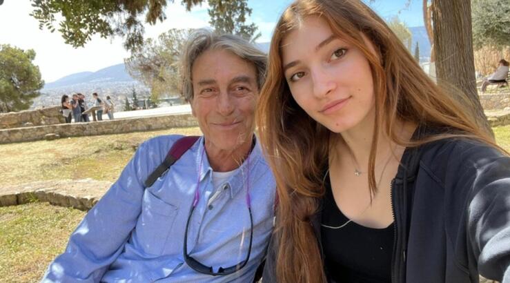Αίας Μανθόπουλος: Συγκινεί η 18χρονη κόρη του αποκαλύπτοντας το πρόβλημα υγείας της [εικόνες]