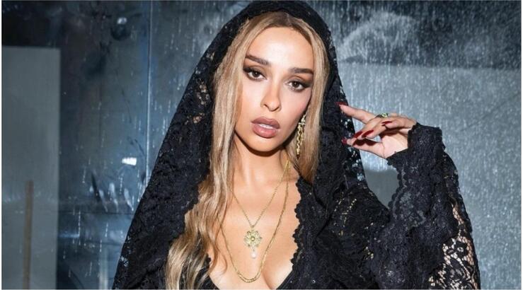 Ελένη Φουρέιρα: Το απίθανο στιγμιότυπο με τον γιο της στο κρεβάτι [εικόνα]