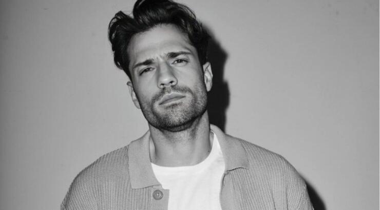 Κωνσταντίνος Αργυρός: Η άγνωστη προσωπική ιστορία του πίσω από την τεράστια επιτυχία "Παιδί γενναίο"