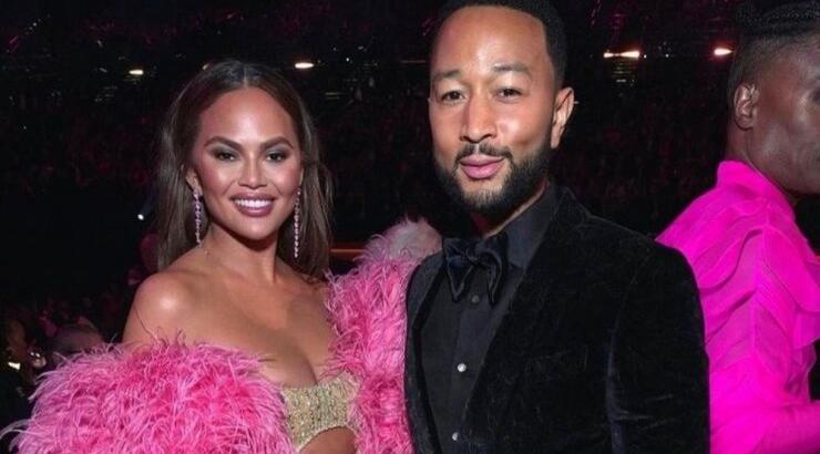 Chrissy Teigen: Οι πιο cute εικόνες που πετύχαμε των παιδιών της από τη βραδιά των Grammy Awards