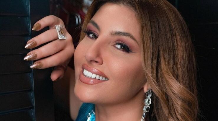 Γενέθλια για την Έλενα Παπαρίζου - Η έκπληξη που είχε χθες το βράδυ [εικόνες & βίντεο]