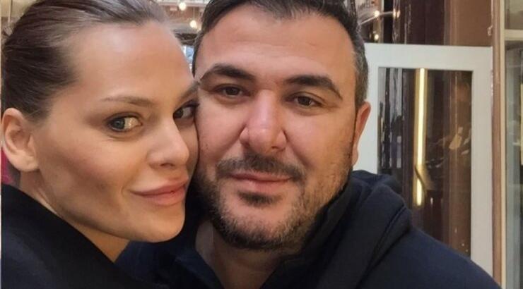 Αντώνης Ρέμος - Υβόννη Μπόσνιακ: Στις Κάννες μαζί με την κόρη τους, Ελένη [εικόνες]