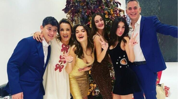 Νικόλας - Γιώτα Παπαδοπούλου: Σε ρόλο μοντέλου η κόρη τους, Αναστασία [εικόνες & βίντεο]