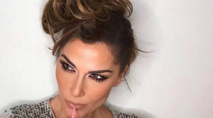 Δέσποινα Βανδή: Ετοιμάζεται να κάνει την μεγαλύτερη αλλαγή στην εξωτερική της εμφάνιση