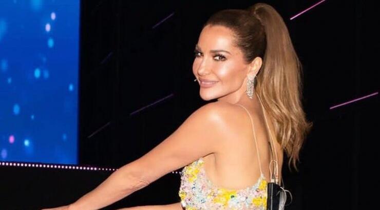 Δέσποινα Βανδή: Το beauty look της που θα θέλεις να κάνεις τις γιορτές