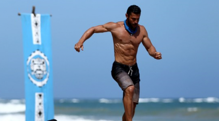 Ο πατέρας του Κωνσταντίνου Βασάλου από το Survivor μιλάει για πρώτη φορά μετά τη διαμάχη των δύο γυναικών που ισχυρίζονται ότι είναι ο σύντροφός τους!