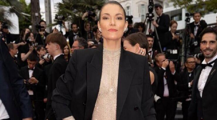 Βίκυ Καγιά: Η λαμπερή εμφάνισή της στις Κάννες [εικόνες & βίντεο]