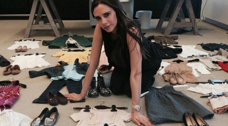Victoria Beckham: Πούλησε τα ρούχα της Harper για φιλανθρωπικό σκοπό