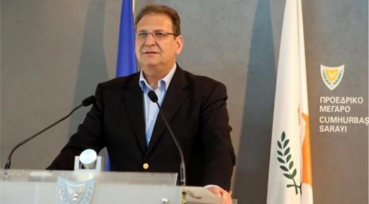 Βρέθηκε θετικός στον κορωνοϊό ο Βίκτωρας Παπαδόπουλος 