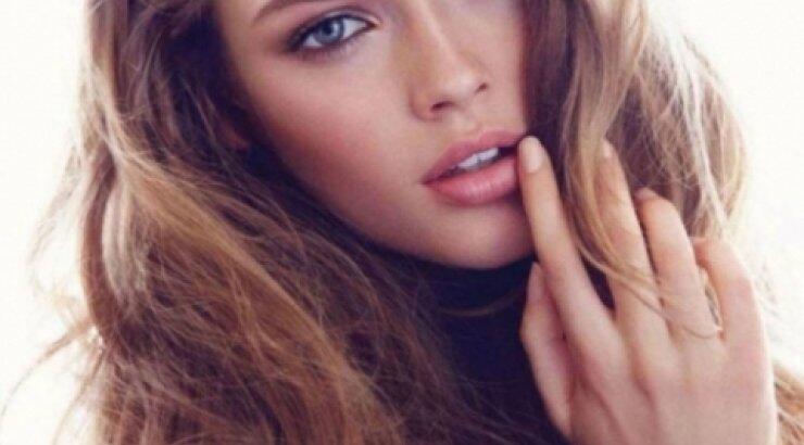 Μαλλιά: Πως να εξαφανίσετε την λιπαρότητα από τις ρίζες 