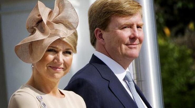 Κοκορέτσι και θαλασσινά λατρεύει να τρώει ο βασιλιάς της Ολλανδίας στην Ελλάδα