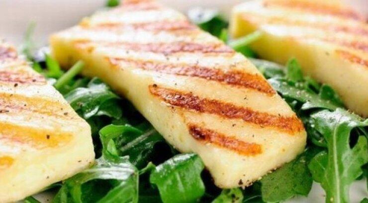 Ανάρπαστο το κυπριακό χαλούμι στη Βρετανία 