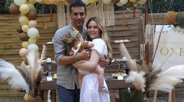 Χρανιώτης - Αβασκαντήρα: Το φωτογραφικό άλμπουμ από τα πρώτα γενέθλια του γιου τους [εικόνες]