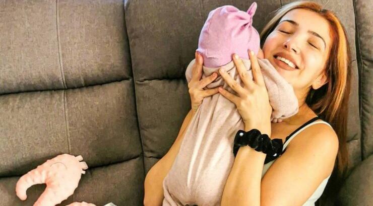 Χριστιάνα Θεοδώρου: Η αποκριάτικη στολή που επέλεξε για την κορούλα της [εικόνα]