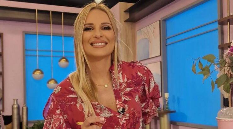 Χριστιάνα Αριστοτέλους: Της άνοιξε η φούστα και έφυγε από πάνω της [βίντεο]