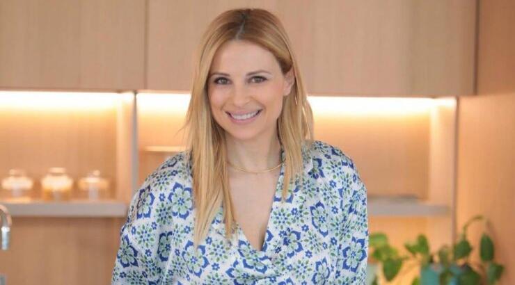 Χριστιάνα Αριστοτέλους: Με salty hair και χωρίς μακιγιάζ απολαμβάνει τις διακοπές της [εικόνες]