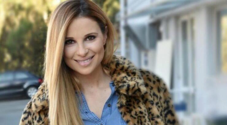 Η Χριστιάνα Αριστοτέλους τηγανίζει κεφτέδες λίγο πριν την εκπομπή! 