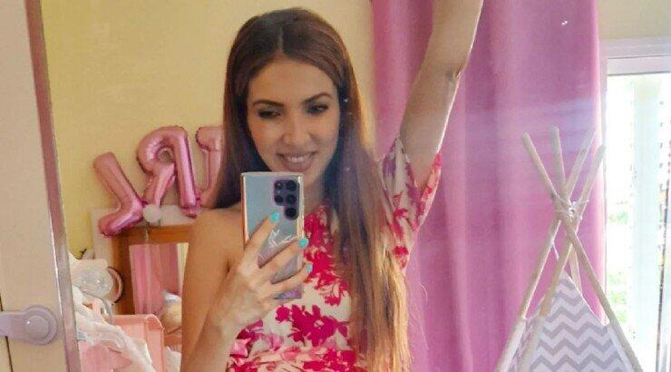 Η φωτογραφία που μοιράστηκε η εγκυμονούσα Χριστιάνα Θεοδώρου μετά την περιπέτεια με τον κορωνοϊό