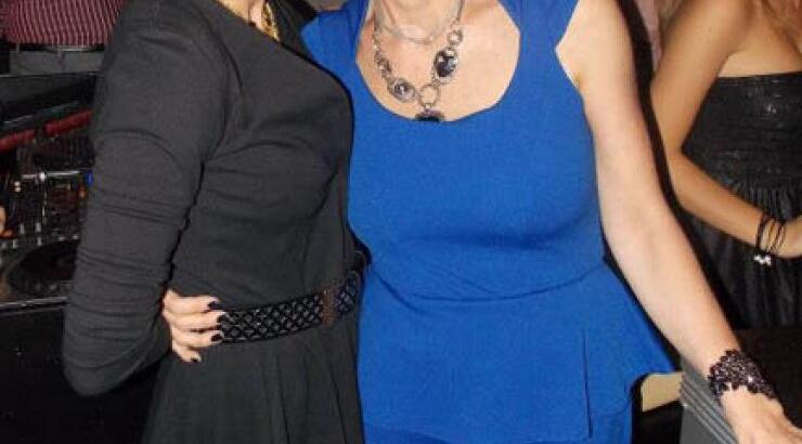 Ramona Filip Τορναρίτη – Χριστίνα Αβρααμίδου: Με την ίδια φούστα