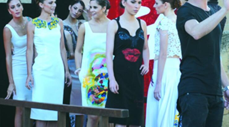 Κύπρια socialite ανέβηκε στην πασαρέλα!