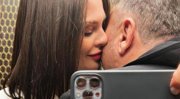 Αντώνης Ρέμος – Υβόννη Μπόσνιακ: Ολιγοήμερη “απόδραση” στο Παρίσι! [εικόνες]