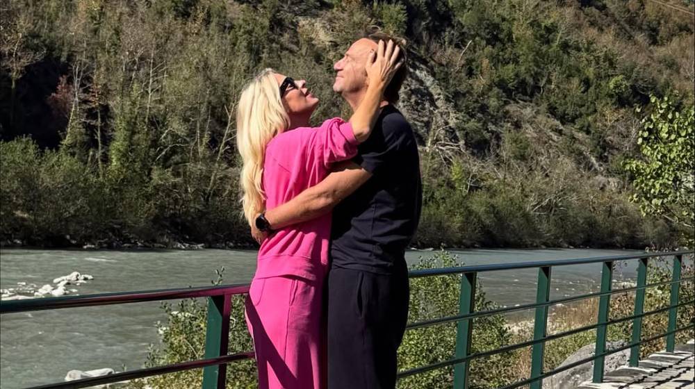 Ελένη Μενεγάκη: Τα τρυφερά στιγμιότυπα με τον σύζυγό της ανήμερα των γενεθλίων της [εικόνες]