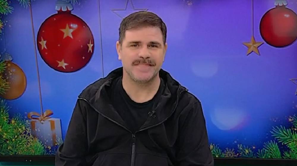 Αλέξανδρος Παρίσης: «Ο γιος μου, μου είπε ότι είναι η καλύτερη παράσταση που έχει δει στο θέατρο»