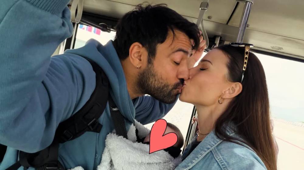 Σιμώνη Χριστοδούλου: Η βόλτα με την 3 μηνών κόρη της αγκαλιά στην Αθήνα [εικόνα]