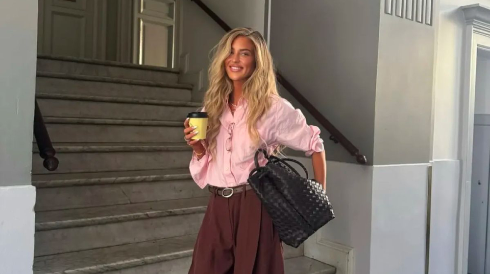 4 styling tricks που μεταμορφώνουν το κλασικό πουκάμισο 