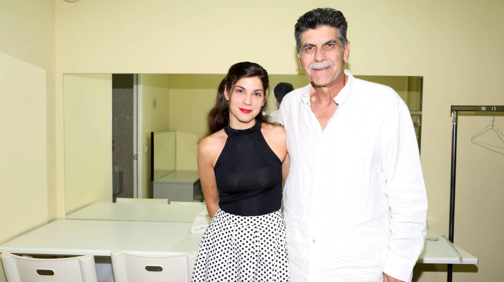 Μπέζος για την απόσταση από την κόρη του στην εφηβεία: «Αυτό γεφυρώνεται, όταν μοιραστείς μαζί τους όσα θέλουν» [βίντεο]