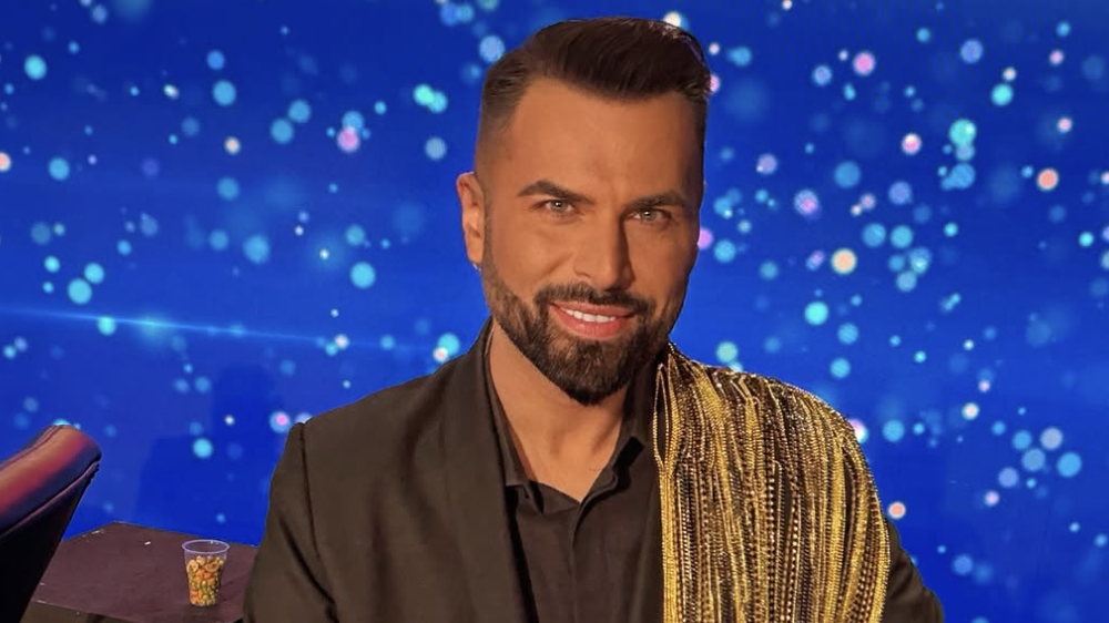 Γιώργος Παπαδόπουλος: Μας σύστησε τον σωσία του - Ο επικός διάλογος τους [βίντεο]